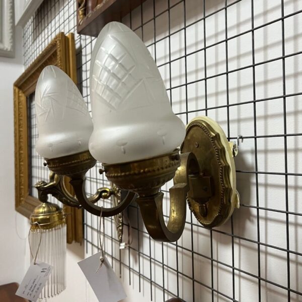 Wall lamp with two balls - Image 5