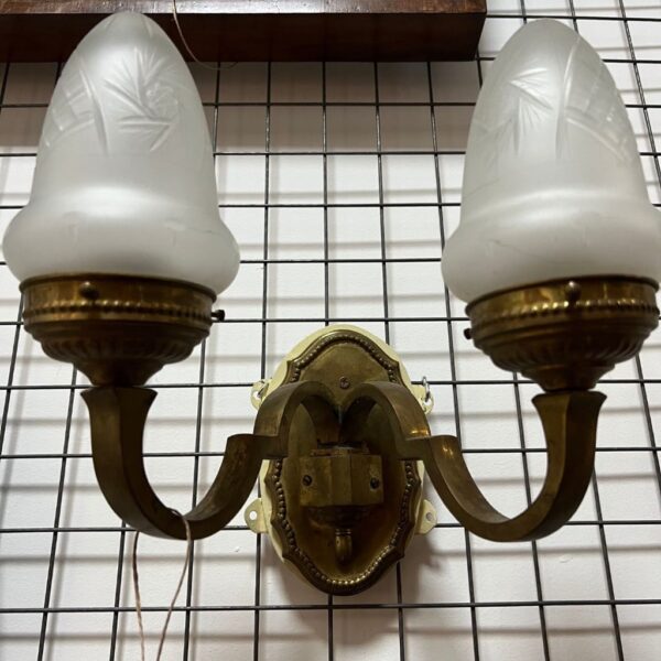 Wall lamp with two balls - Image 6