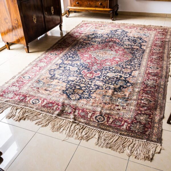 Antique carpet - Image 2