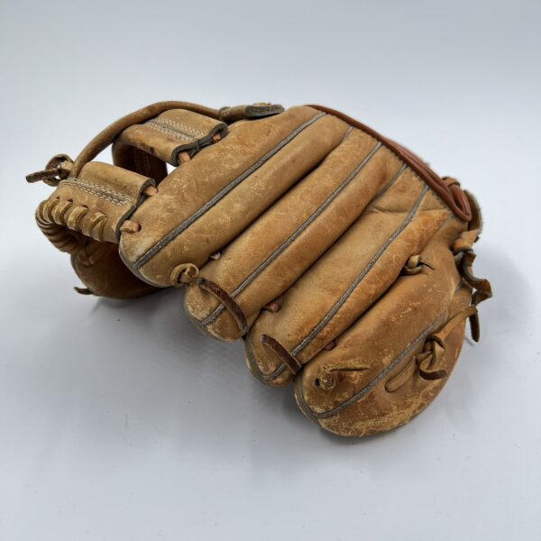 Baseball gloves - Image 3
