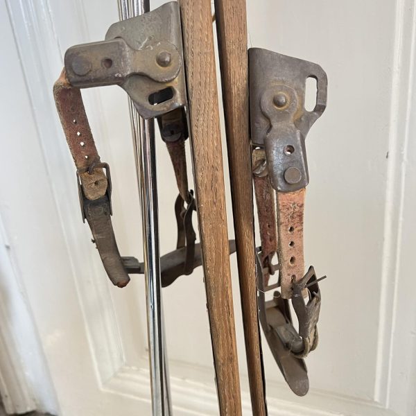 Skis - Image 4