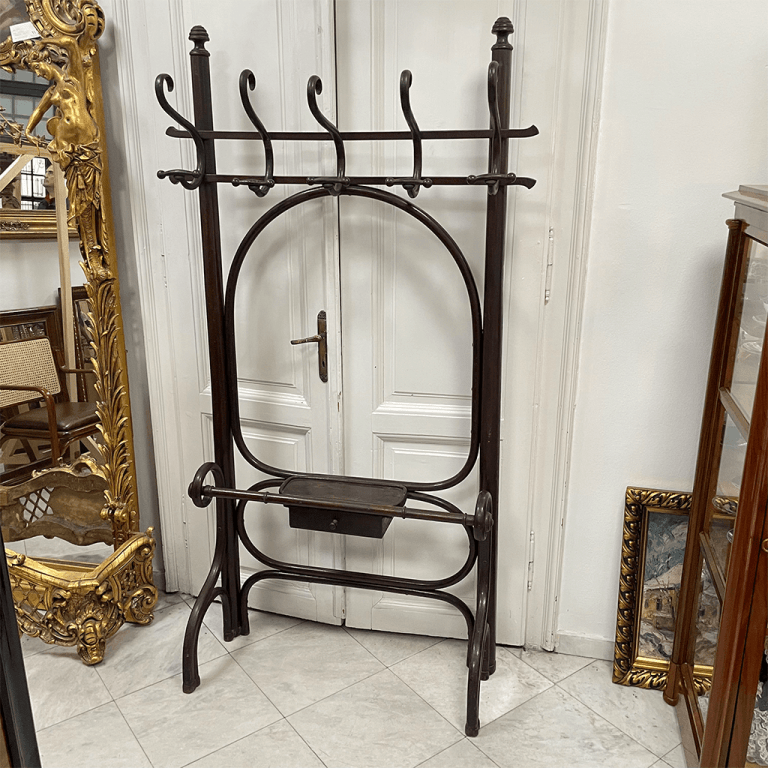 Thonet civiluk zidni 010